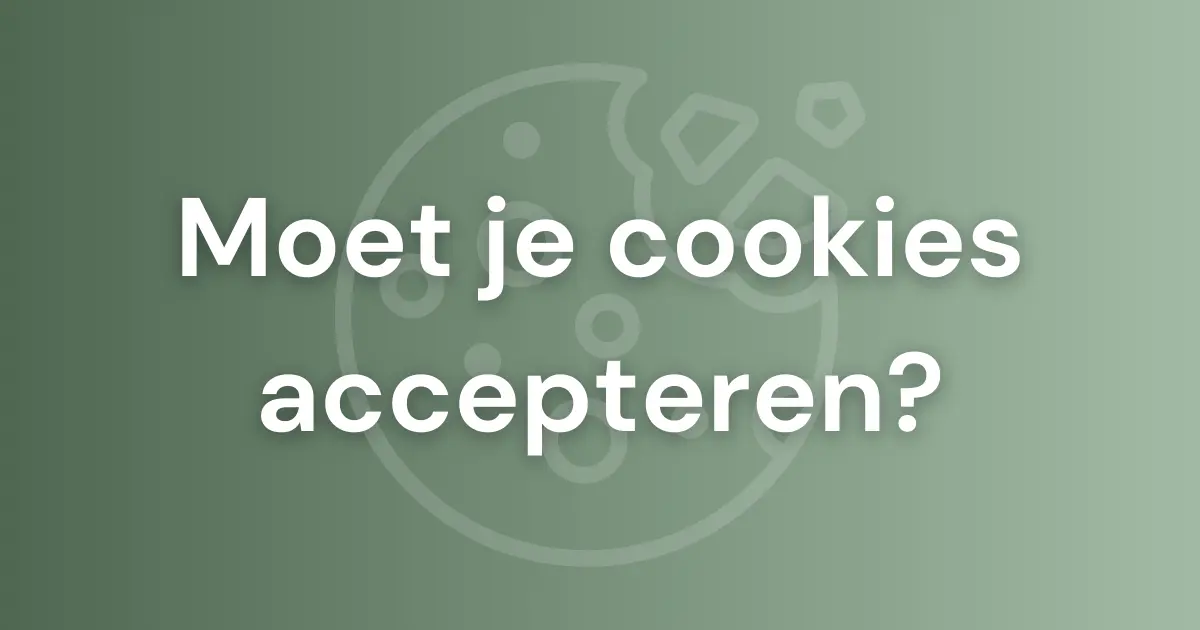 Featured image voor blogpost over of je cookies moet accepteren of niet. Op de achtergrond is een koekje te zien.